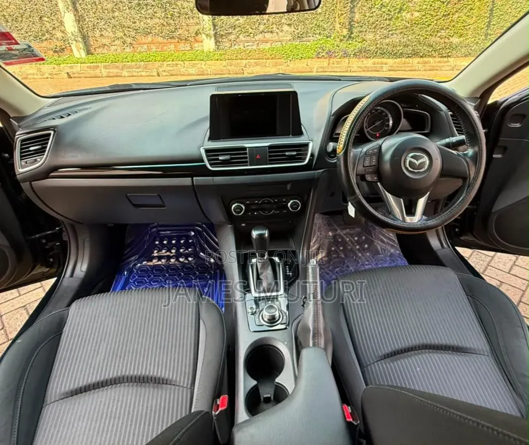 Mazda Axela SV Premium 2014 Blue