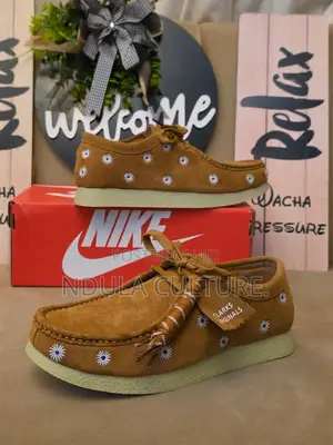 Clarks Wallabees