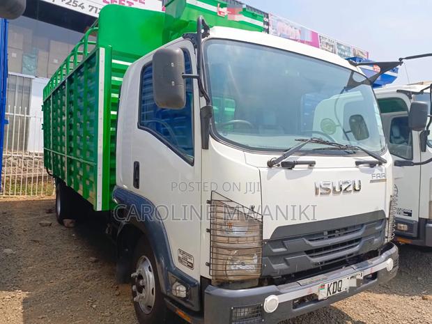 2024 Isuzu FRR - thumbnail 2
