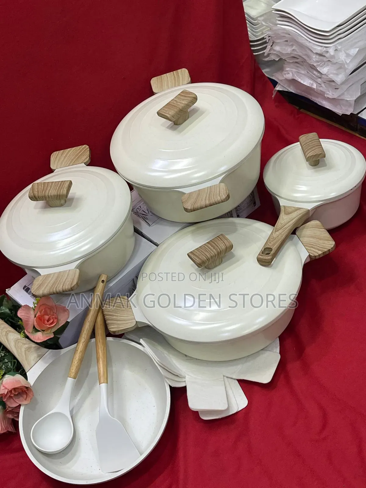 Cookware 
15 PCs Set Anmak