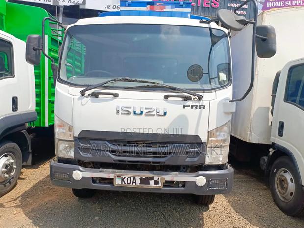 2020 Isuzu FRR
