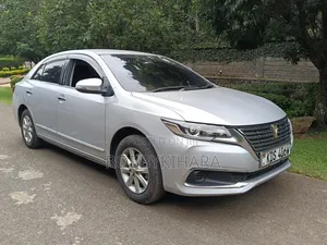 Toyota Premio 1.5 FWD 2018 Silver