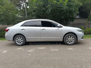 Toyota Premio 1.5 FWD 2018 Silver