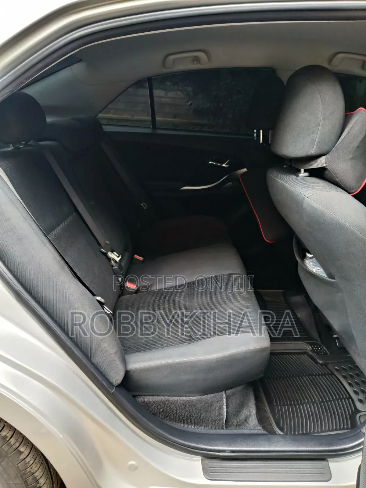 Toyota Premio 1.5 FWD 2018 Silver