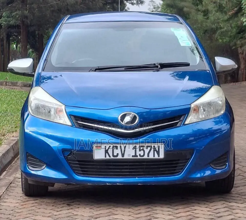 Toyota Vitz 2012 Blue