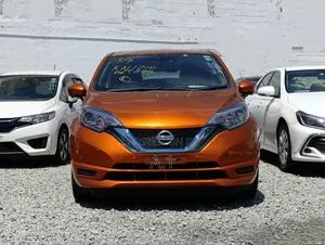 Nissan Note 2019 Orange