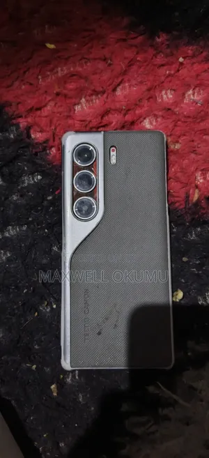 Tecno Camon 40 Pro 4G 256 GB Gray