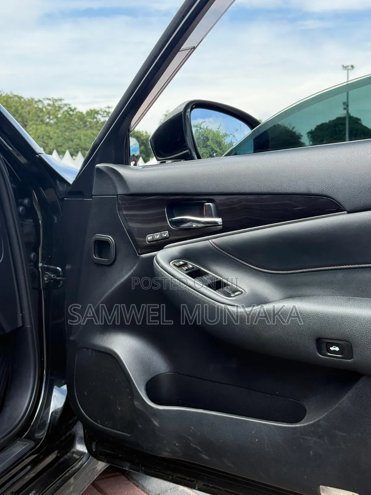 Toyota Crown Majesta 2018 Black