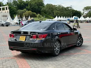 Toyota Crown Majesta 2018 Black
