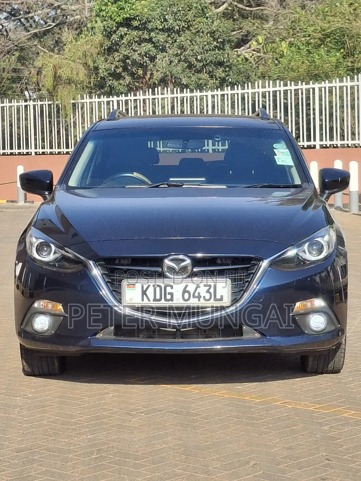 Mazda Axela 2015 Blue