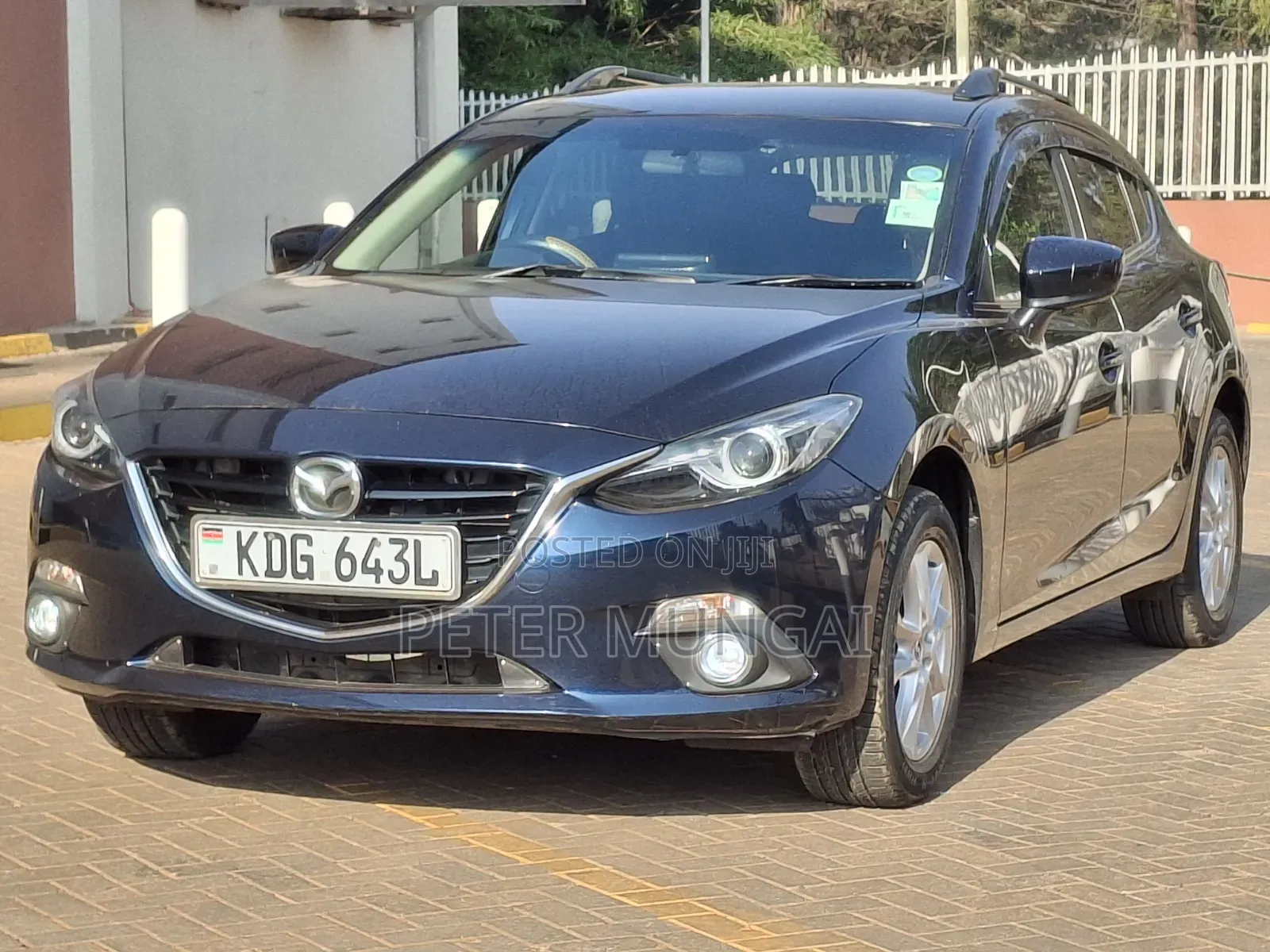 Mazda Axela 2015 Blue