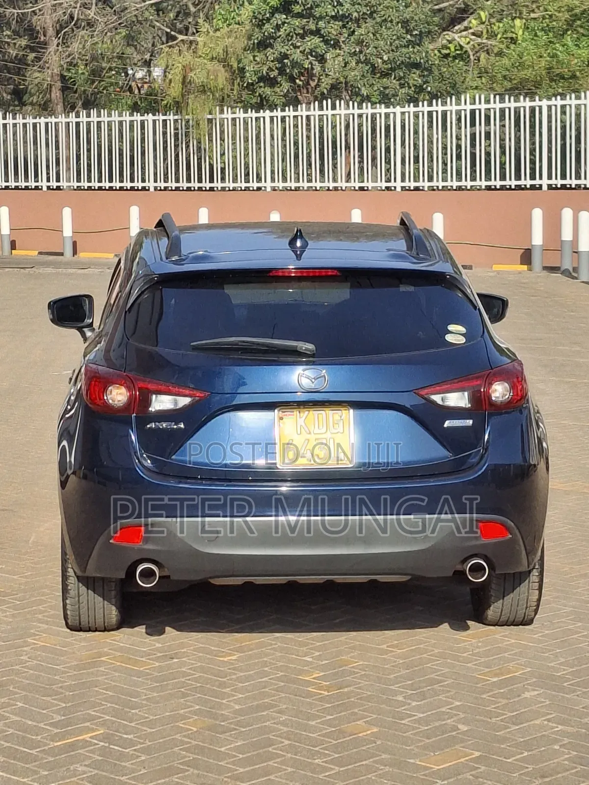 Mazda Axela 2015 Blue