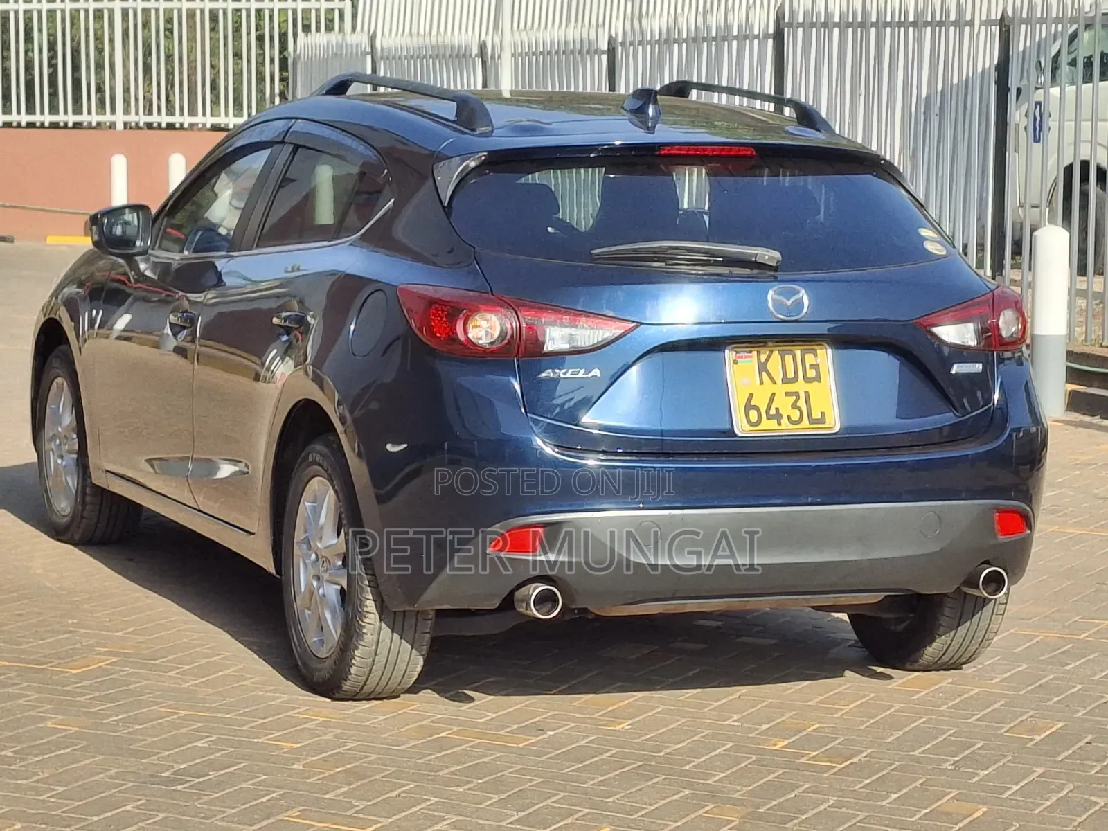 Mazda Axela 2015 Blue