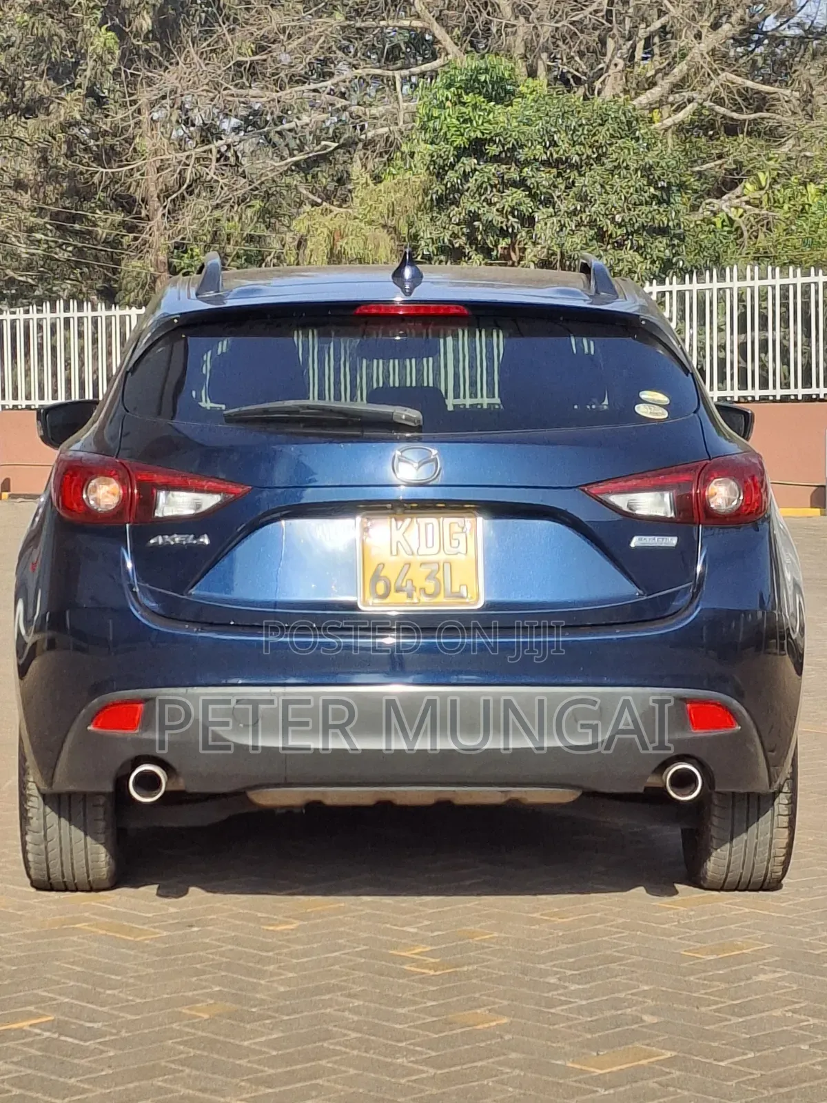 Mazda Axela 2015 Blue