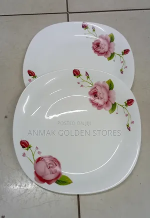 *Squared Plates 6 PCS at 1050*