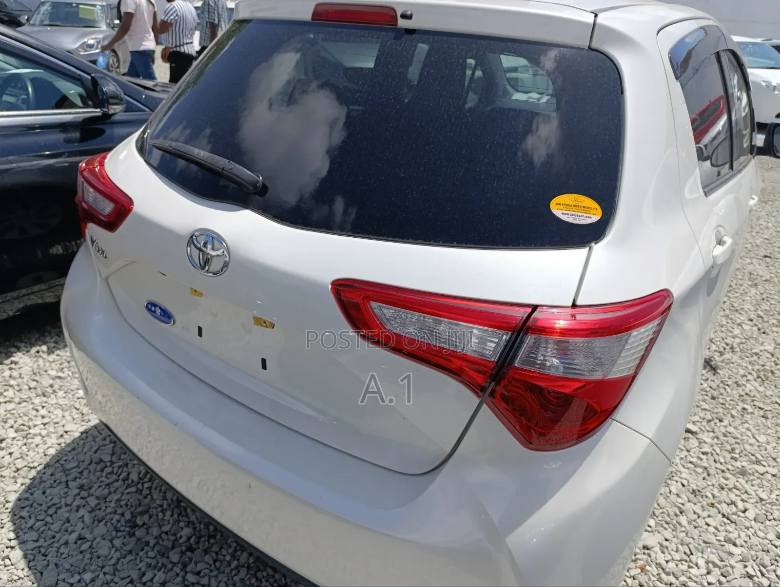 Toyota Vitz 2019 Off white