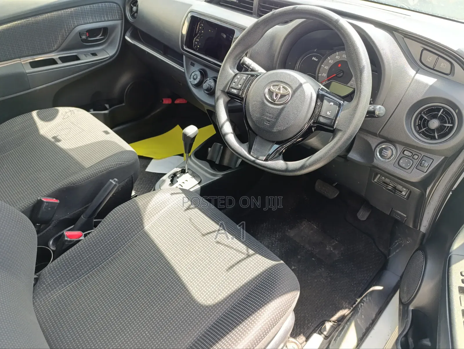 Toyota Vitz 2019 Off white