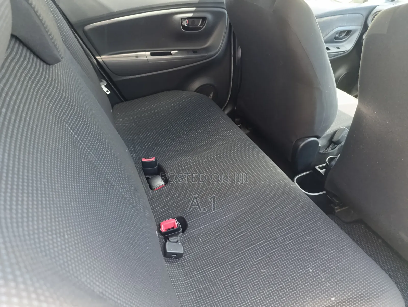 Toyota Vitz 2019 Off white