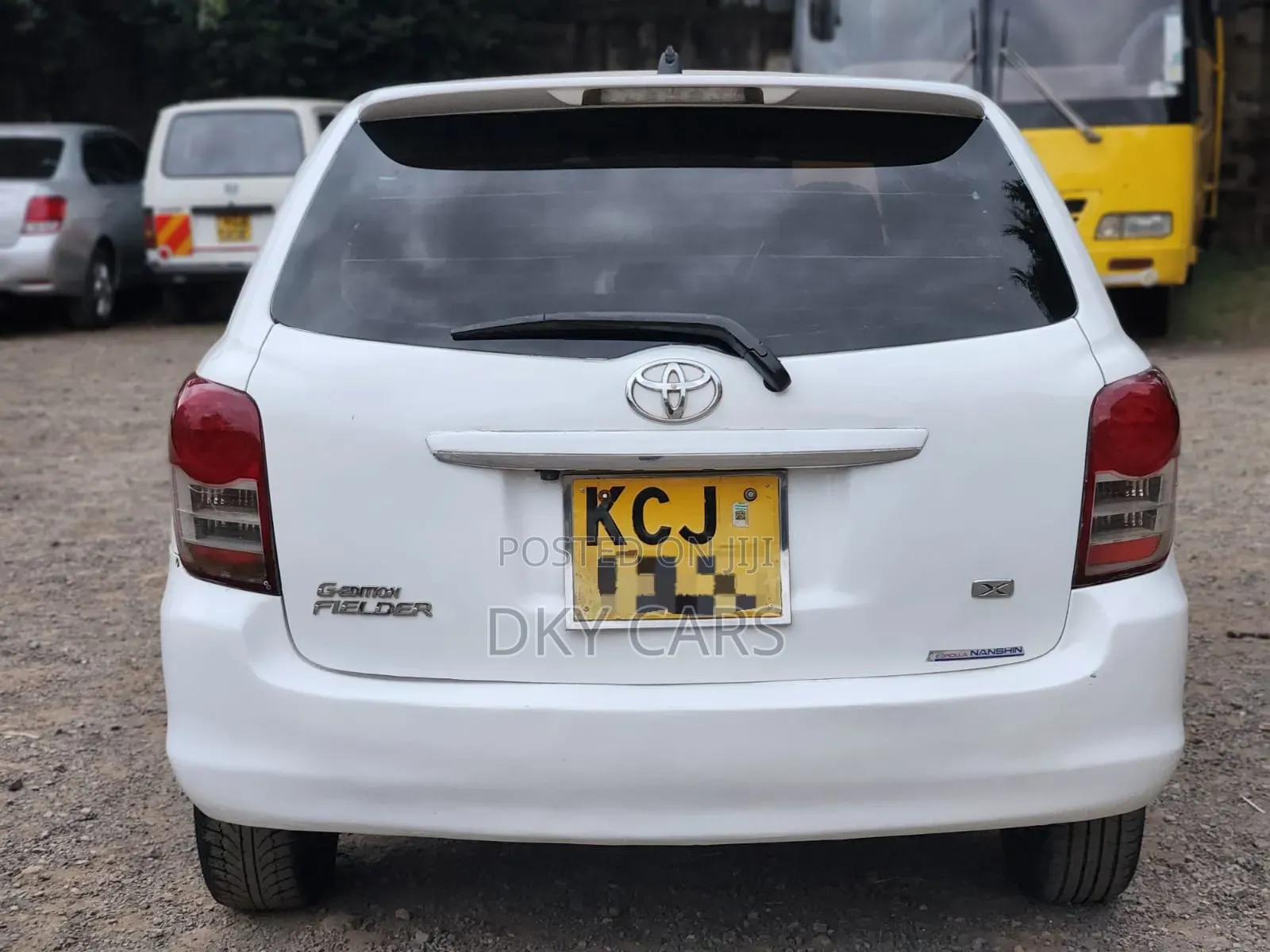 Toyota Corolla Fielder 2010 White