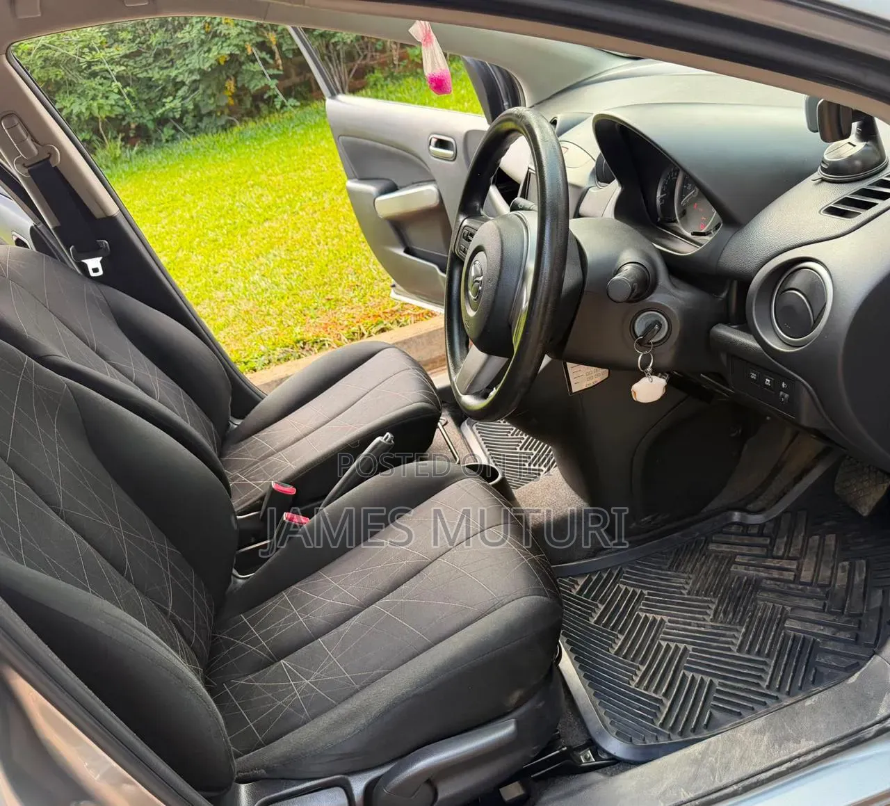 Mazda Demio 2012 Silver