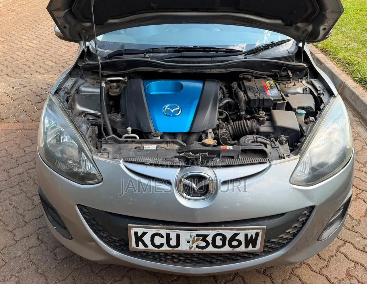 Mazda Demio 2012 Silver