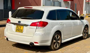 Subaru Legacy 2013 Pearl