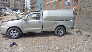 Toyota Hilux 2006 Silver