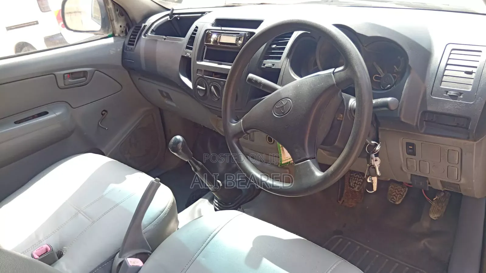 Toyota Hilux 2006 Silver