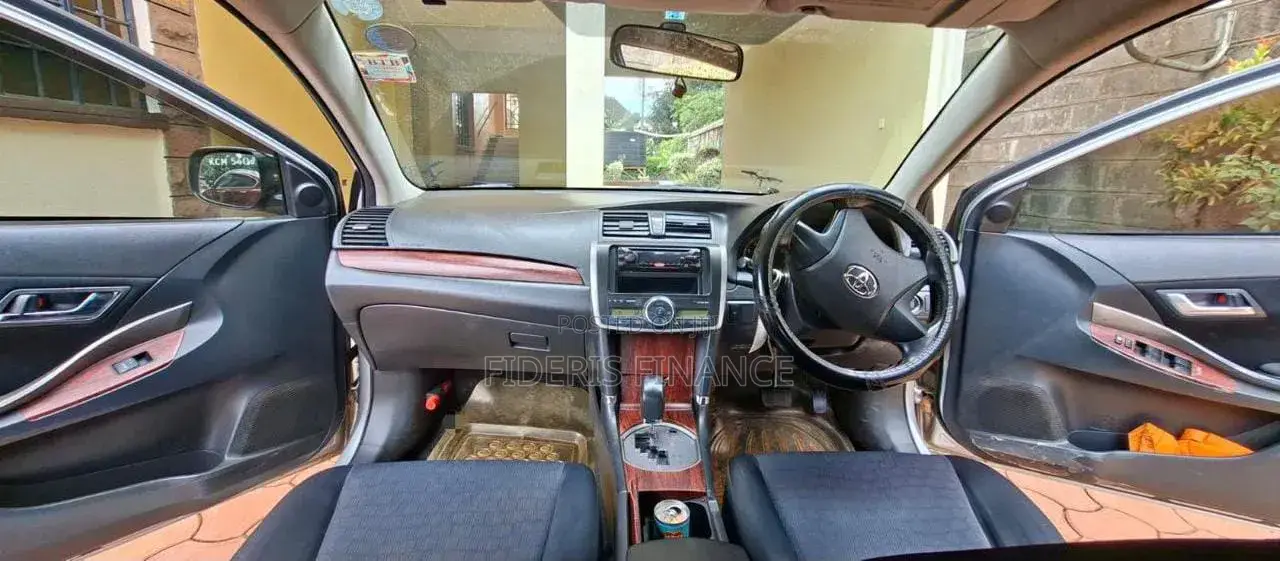 Toyota Allion 2011 Silver