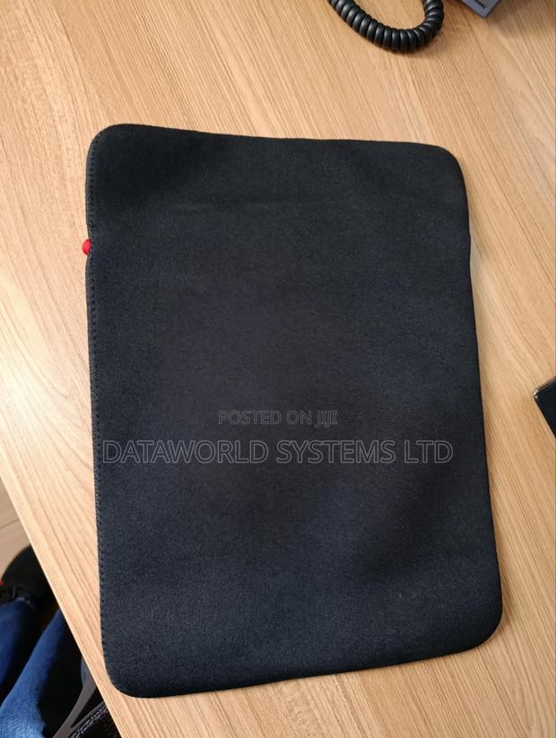 Black Laptop Sleeve 13' - thumbnail 3