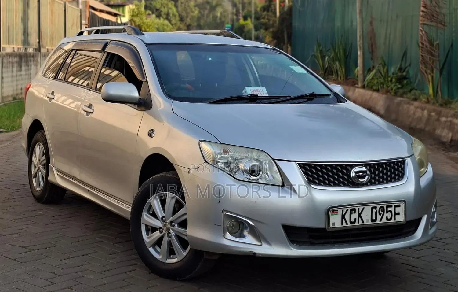 Toyota Corolla Fielder 2009 Silver