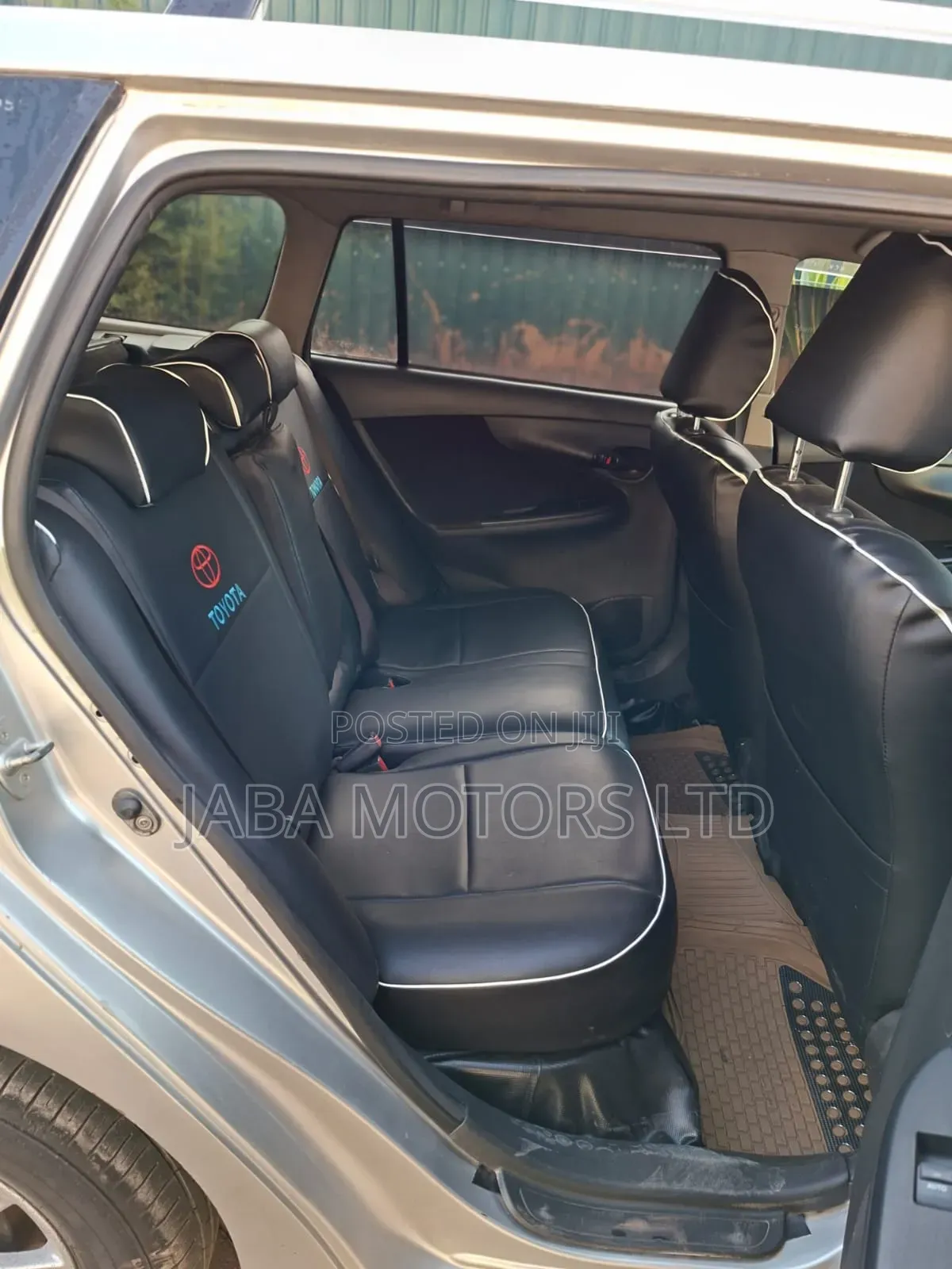 Toyota Corolla Fielder 2009 Silver