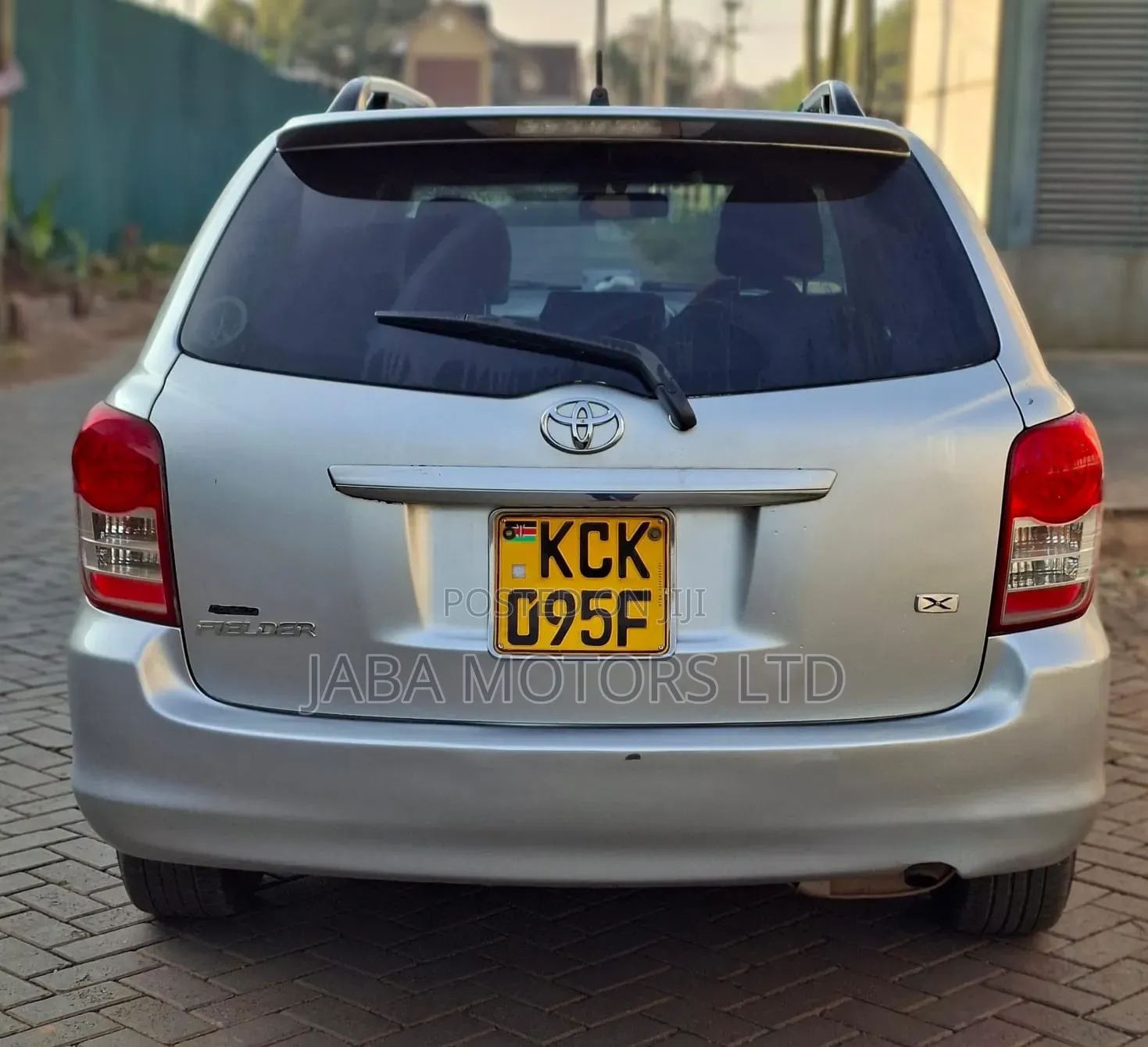 Toyota Corolla Fielder 2009 Silver