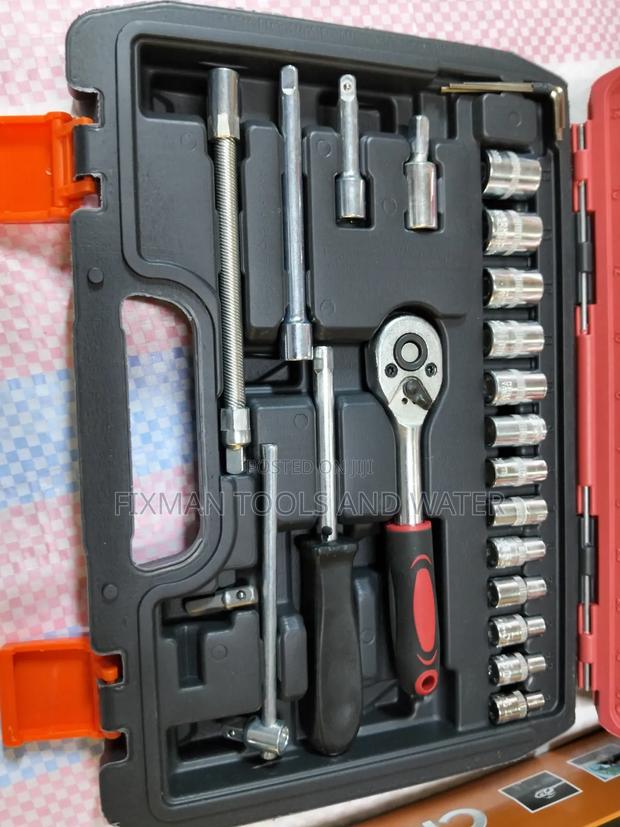 Chrome 53 PC's Socket Wrench Set With Deep Socket and Screwdriver Set - thumbnail 2