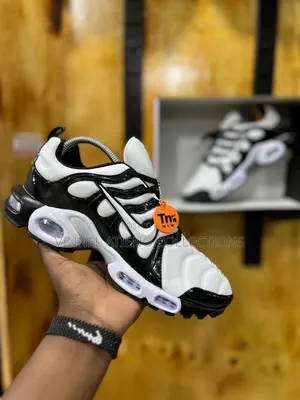 *Nike TN Air*