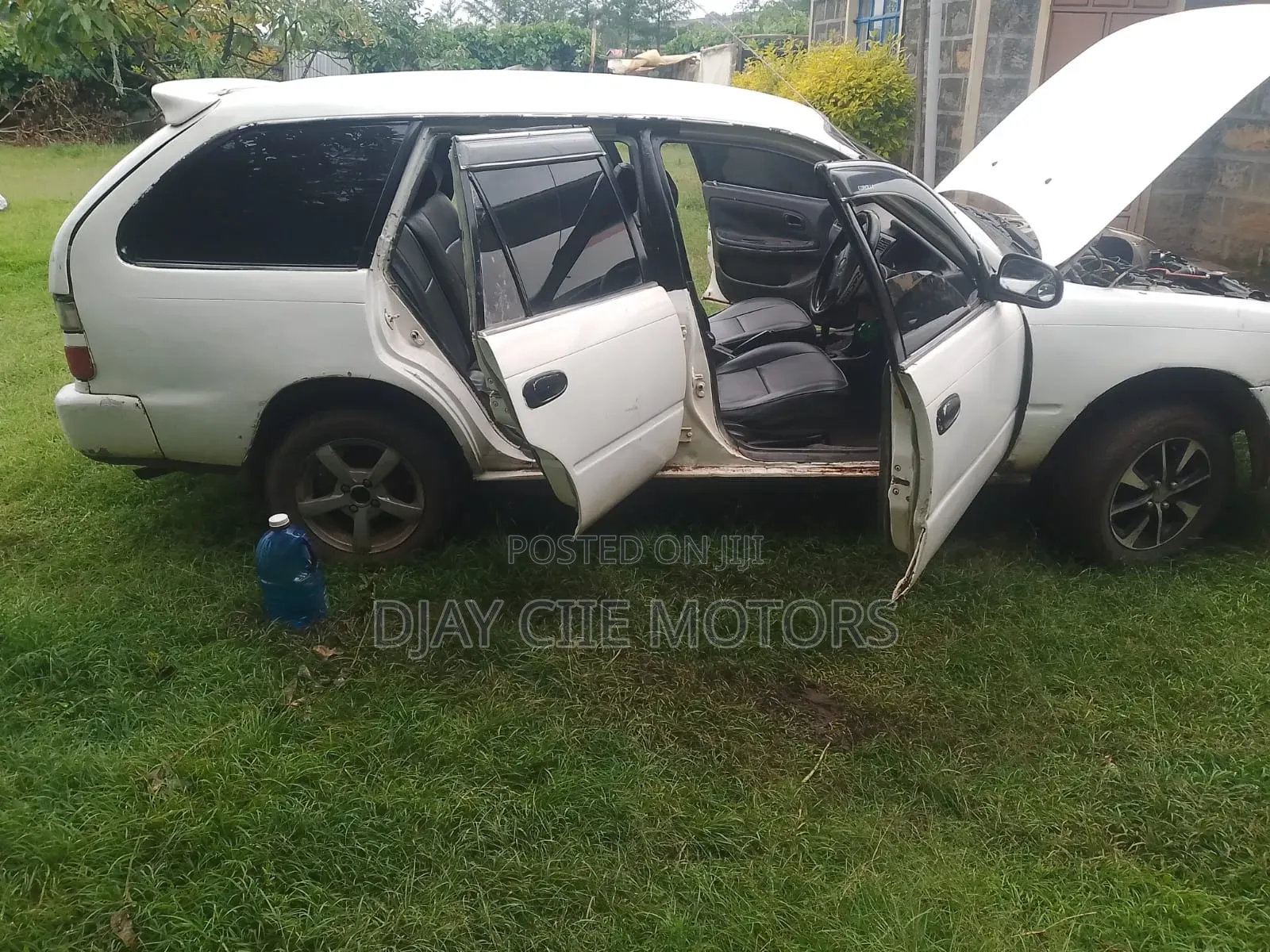 Toyota Corolla II 1998 White