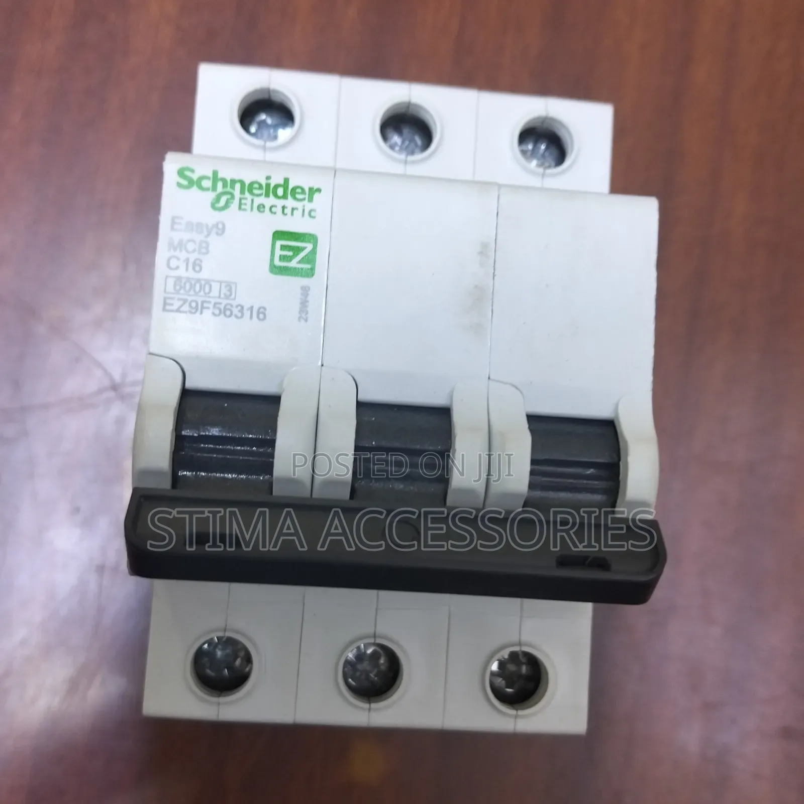 MCB Triple Pole Schinder 16A
