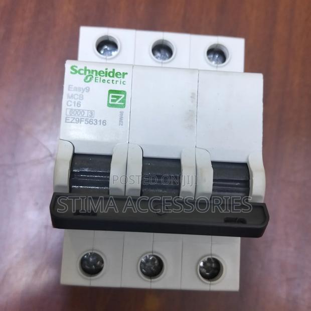 MCB Triple Pole Schinder 16A - thumbnail 3