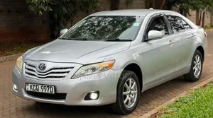 Toyota Camry 2011 Silver