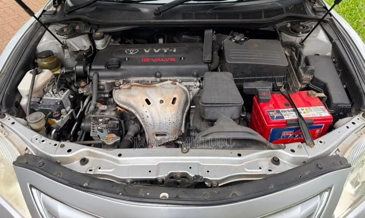 Toyota Camry 2011 Silver