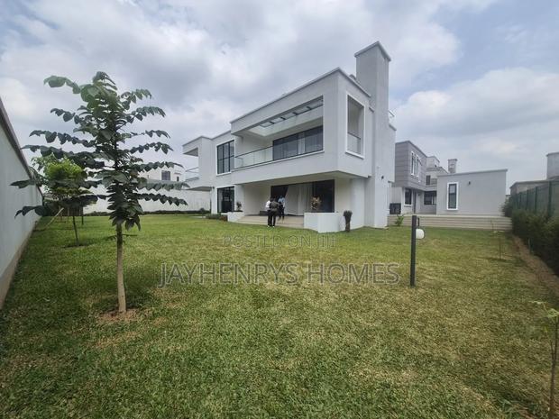 5bdrm House in Runda for sale