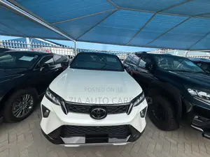 Toyota Fortuner 2021 White