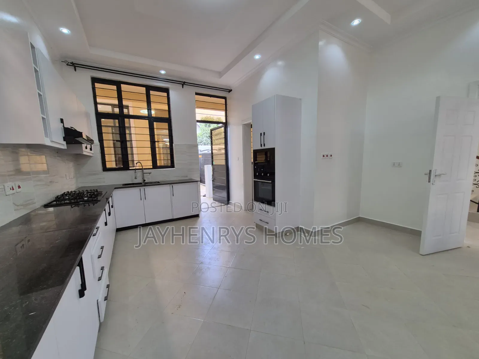 4bdrm House in Kwa Kairu for sale