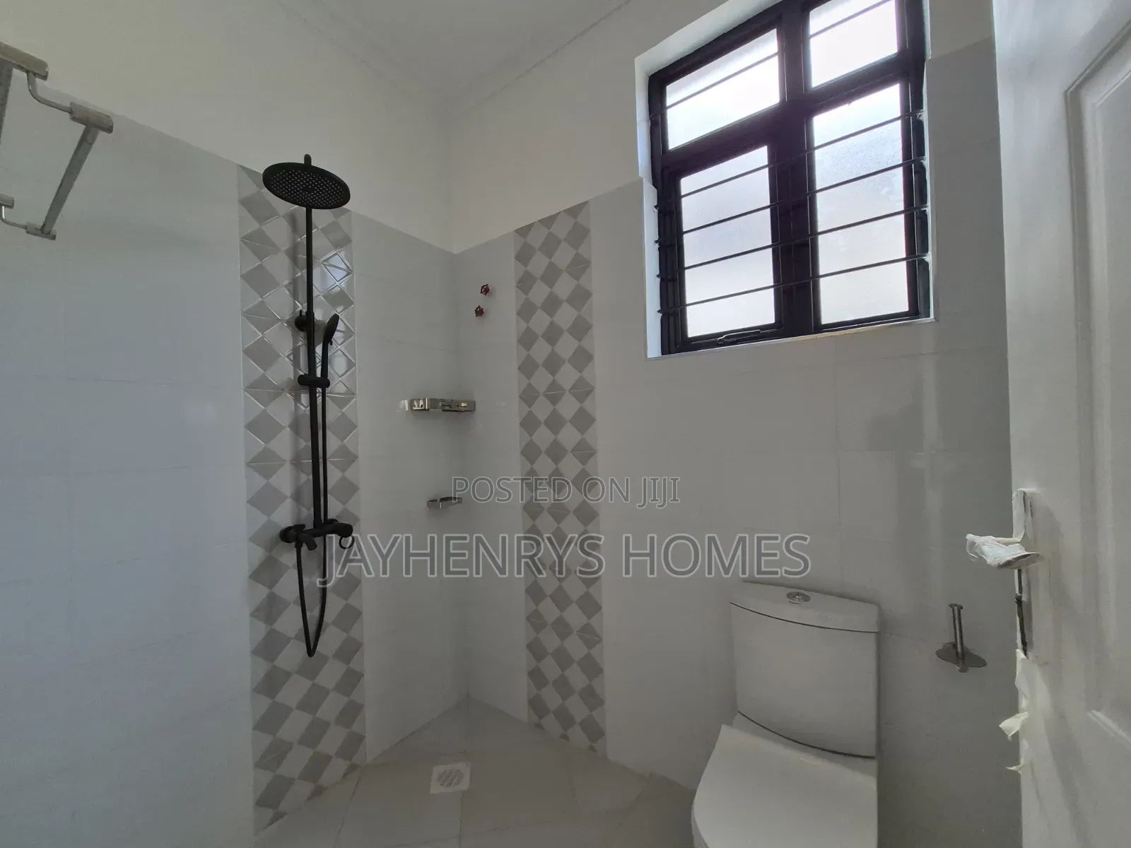 4bdrm House in Kwa Kairu for sale