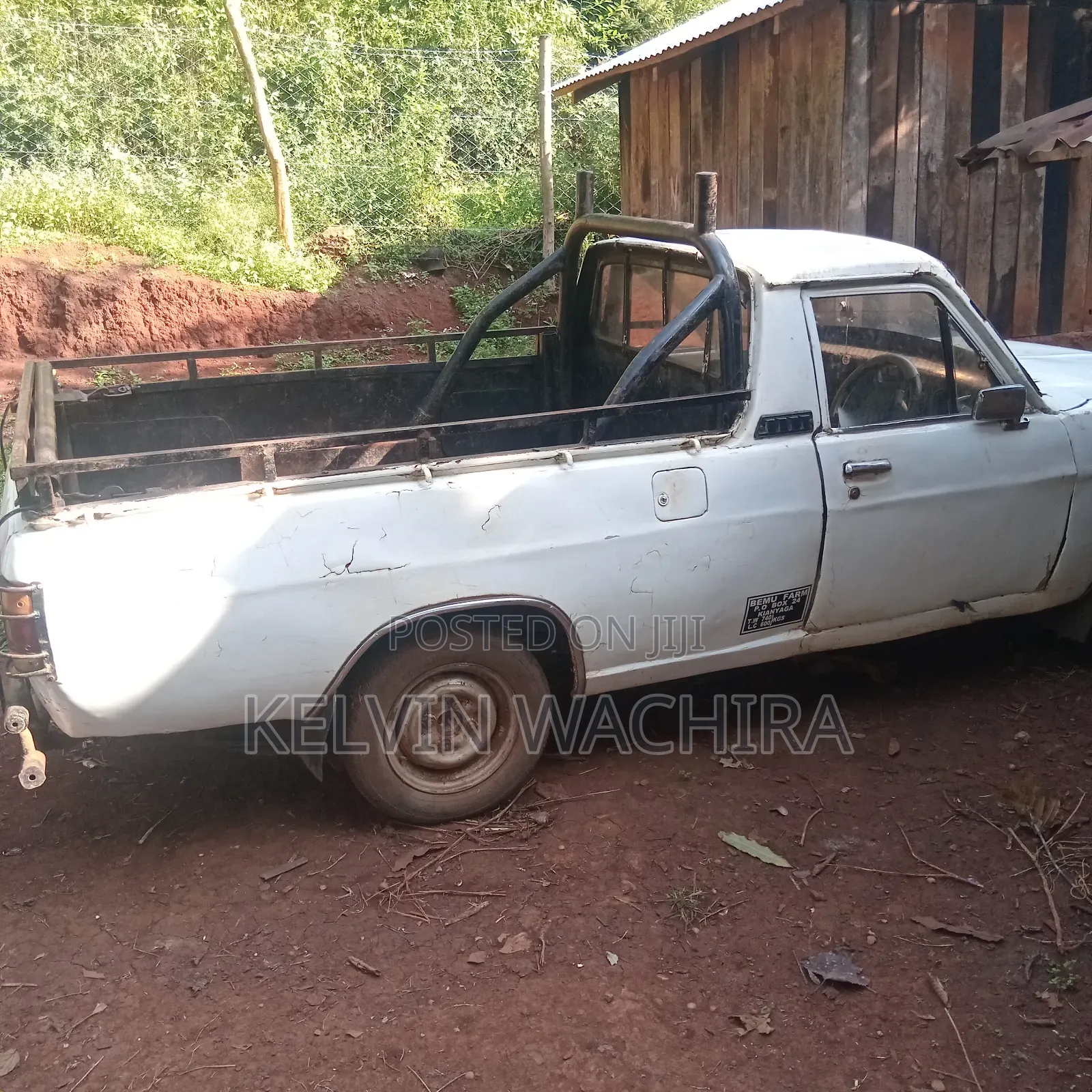 Nissan Pick-Up 1997 White