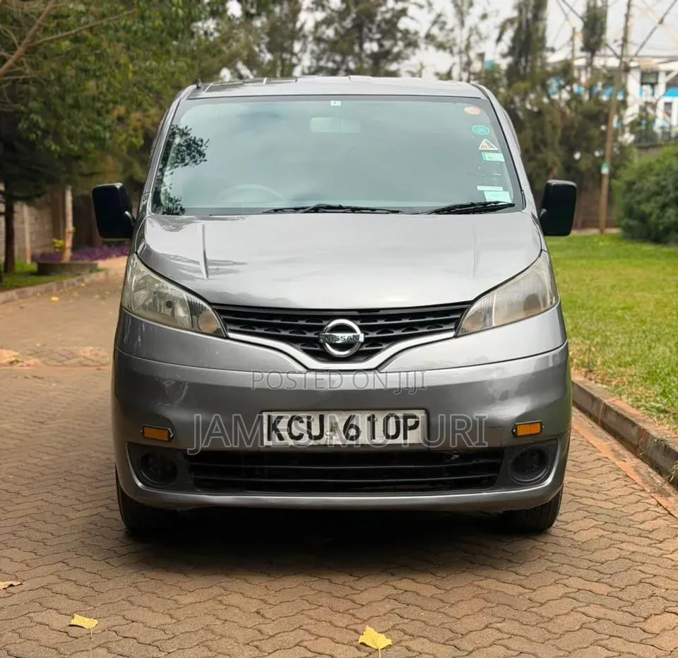 Nissan NV200 2013 Grey
