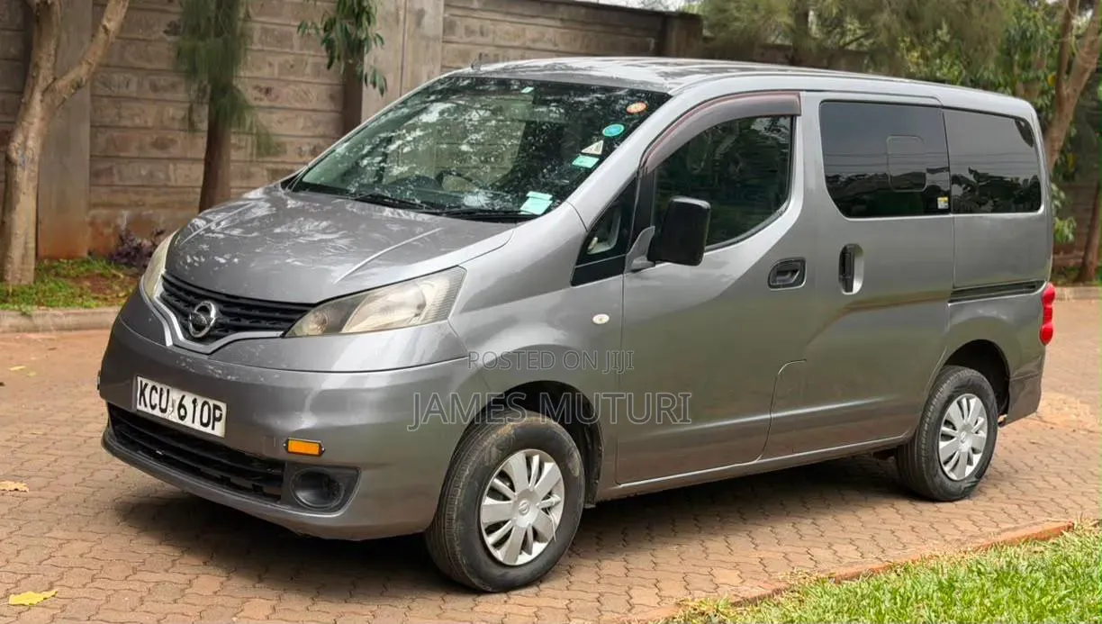 Nissan NV200 2013 Grey