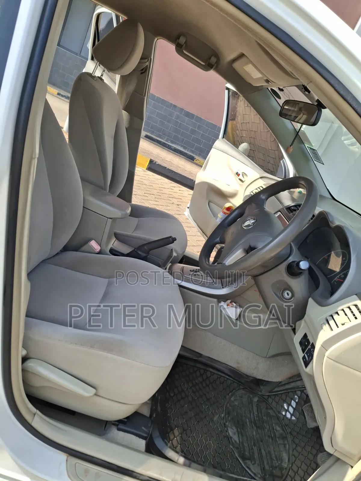 Toyota Axio 2009 White