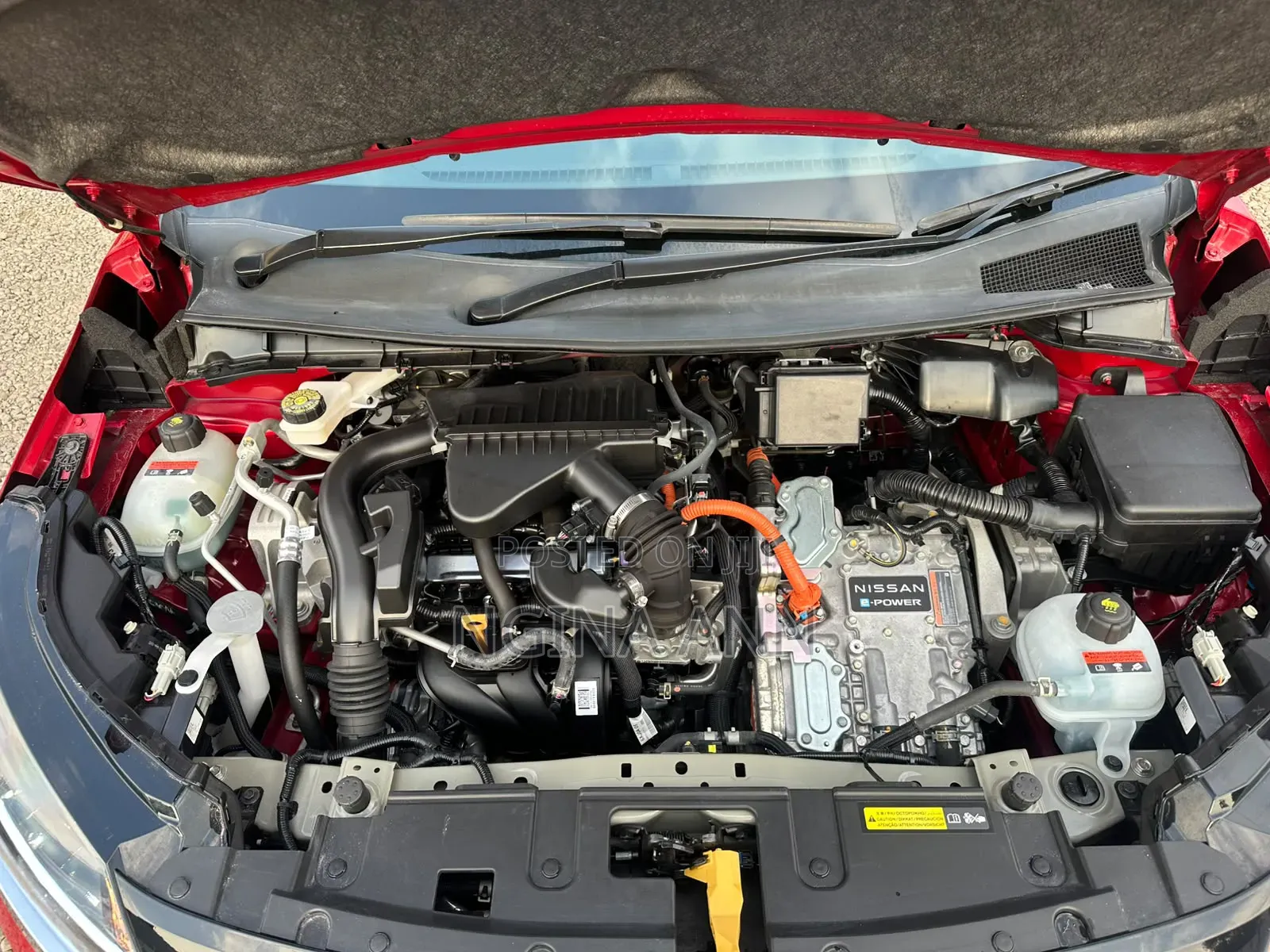 Nissan Note 1.2 Hybrid 2021 Red