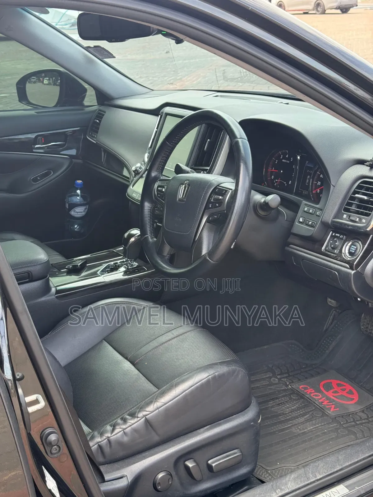 Toyota Crown Majesta 2018 Black